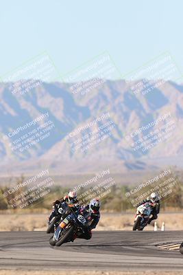 media/Dec-07-2025-CVMA (Sun) [[3e7d2de5dc]]/Race 16-Formula Middleweight/